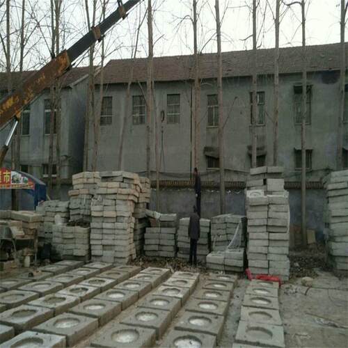 山东新品水泥三盘水泥底盘LP-12水泥电线杆价着力厂家水泥制品