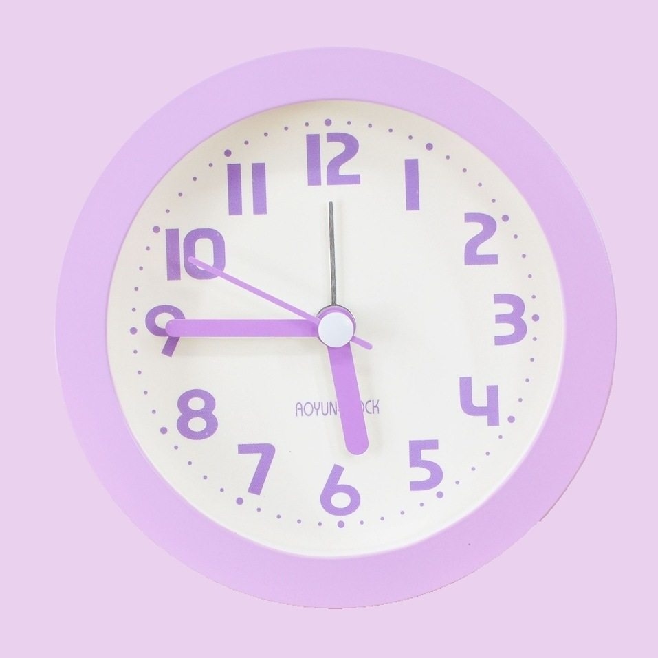 北欧风格简约静音闹钟创意闹钟