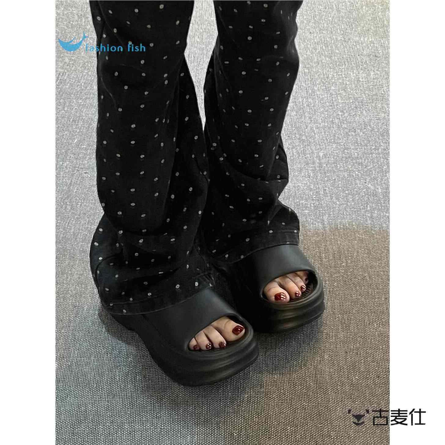 2026新款厚底拖鞋增高女夏季外穿高级感黑色一字拖凉拖凉鞋踩屎感
