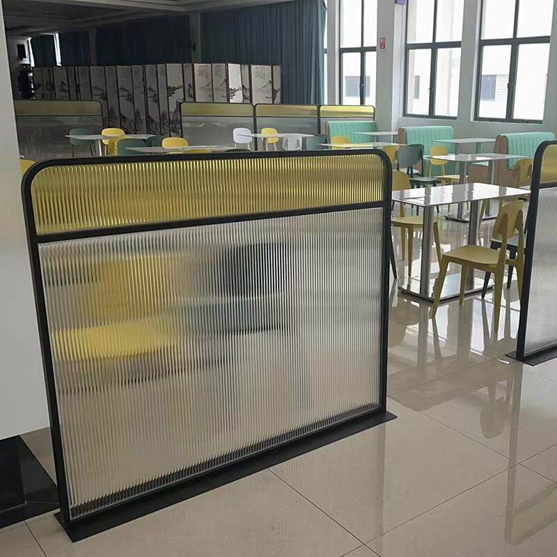 铁艺商用简约隔断餐厅酒馆火锅店围栏矮屏风过道格挡围栏玻璃屏风