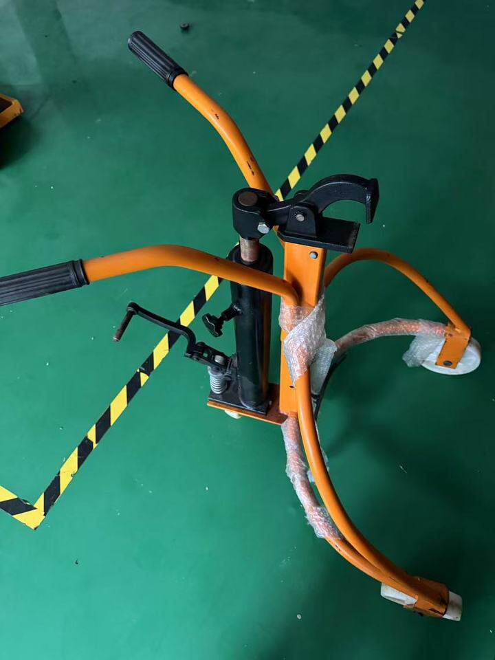 4月26日南通市真空吸附物料车1台网络拍卖公告