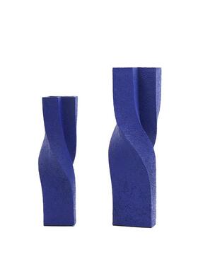 现代简约异形克莱茵蓝色颗粒花器花瓶摆件样板房售楼处软装饰品