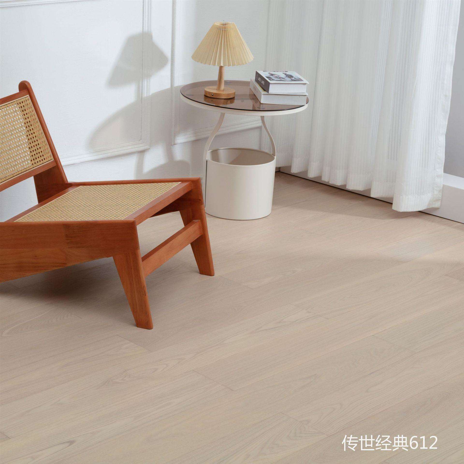 木皮面新三层地暖专用复古卧室家装静音实木复合地板ENF级原木色