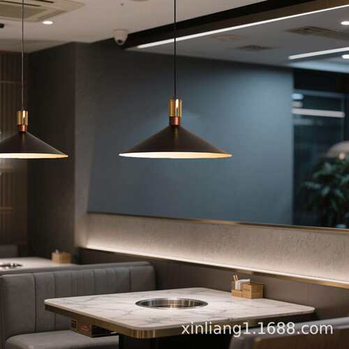 北欧后现代简约轻奢餐厅灯吧台书房咖啡奶茶店loft复古工业风吊灯