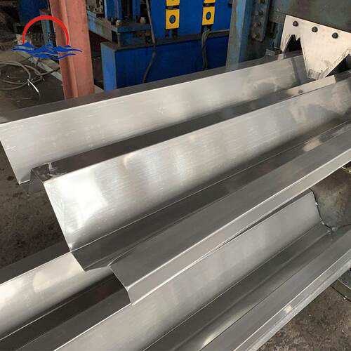 YX130-300-600不锈钢瓦201 304 316L材质750 840 900不锈钢瓦楞板