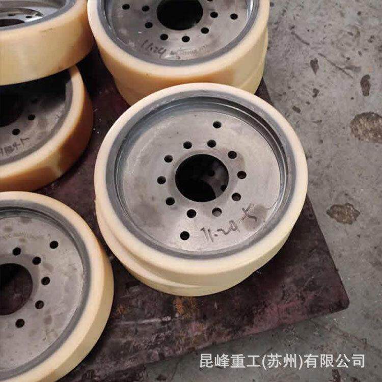 耐阻燃耐磨不脱胶轨吊摩擦轮云南煤矿机车驱动轮