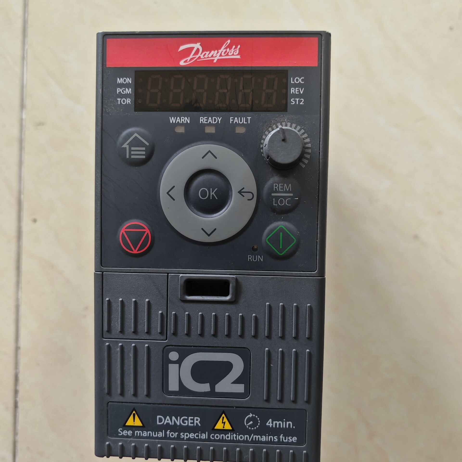 丹佛斯iC2变频器