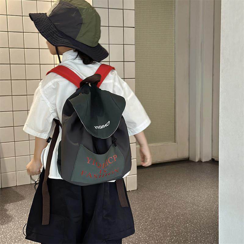 儿童背包韩国时尚幼儿园小学生书包潮酷男女童宝宝轻便户外双肩包