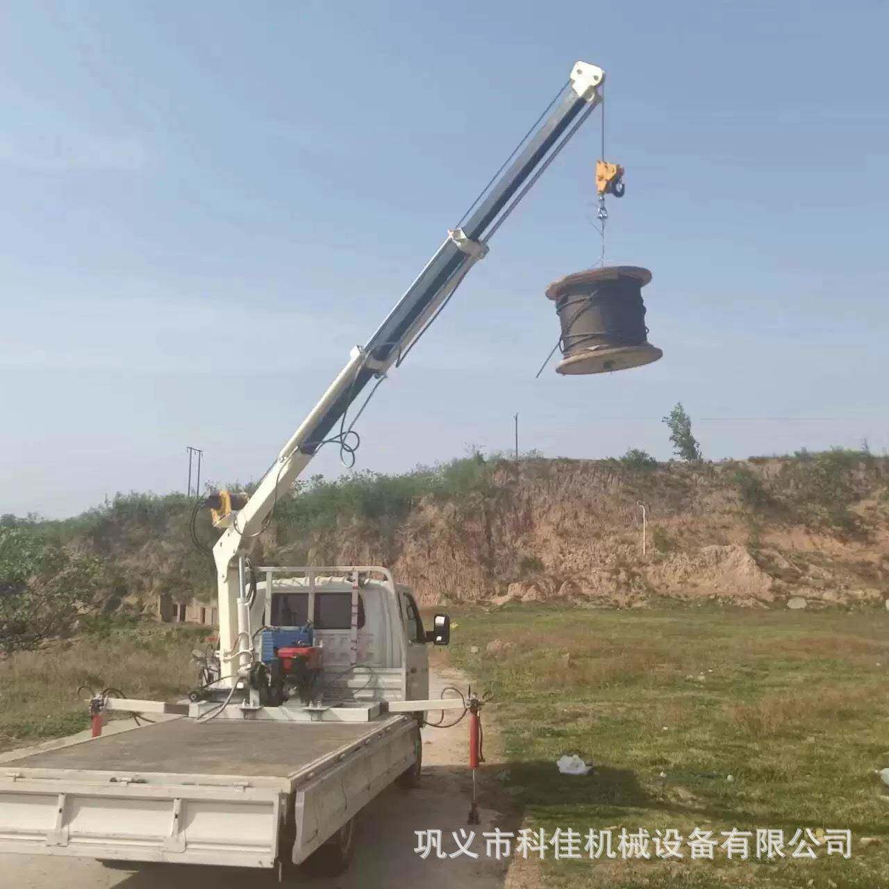 车载式随车吊机 随车起重机液压伸缩吊臂 货车轻卡改装车载随车吊
