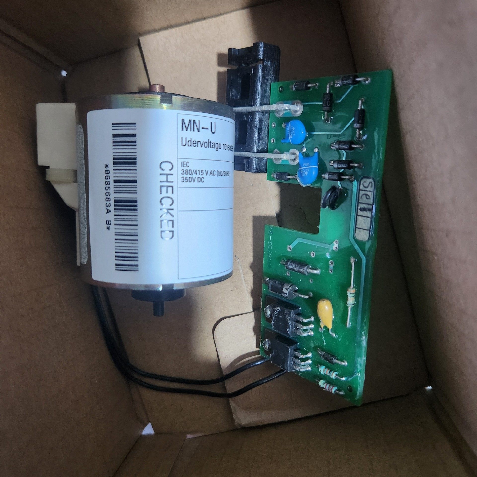 #机电机械五金 施耐德梅兰日兰失压线圈 380V分闸合闸 2