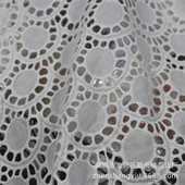 大镂空绣花蕾丝花布 机绣甄棉绣花绣尚刺绣全面料9088棉棉布全