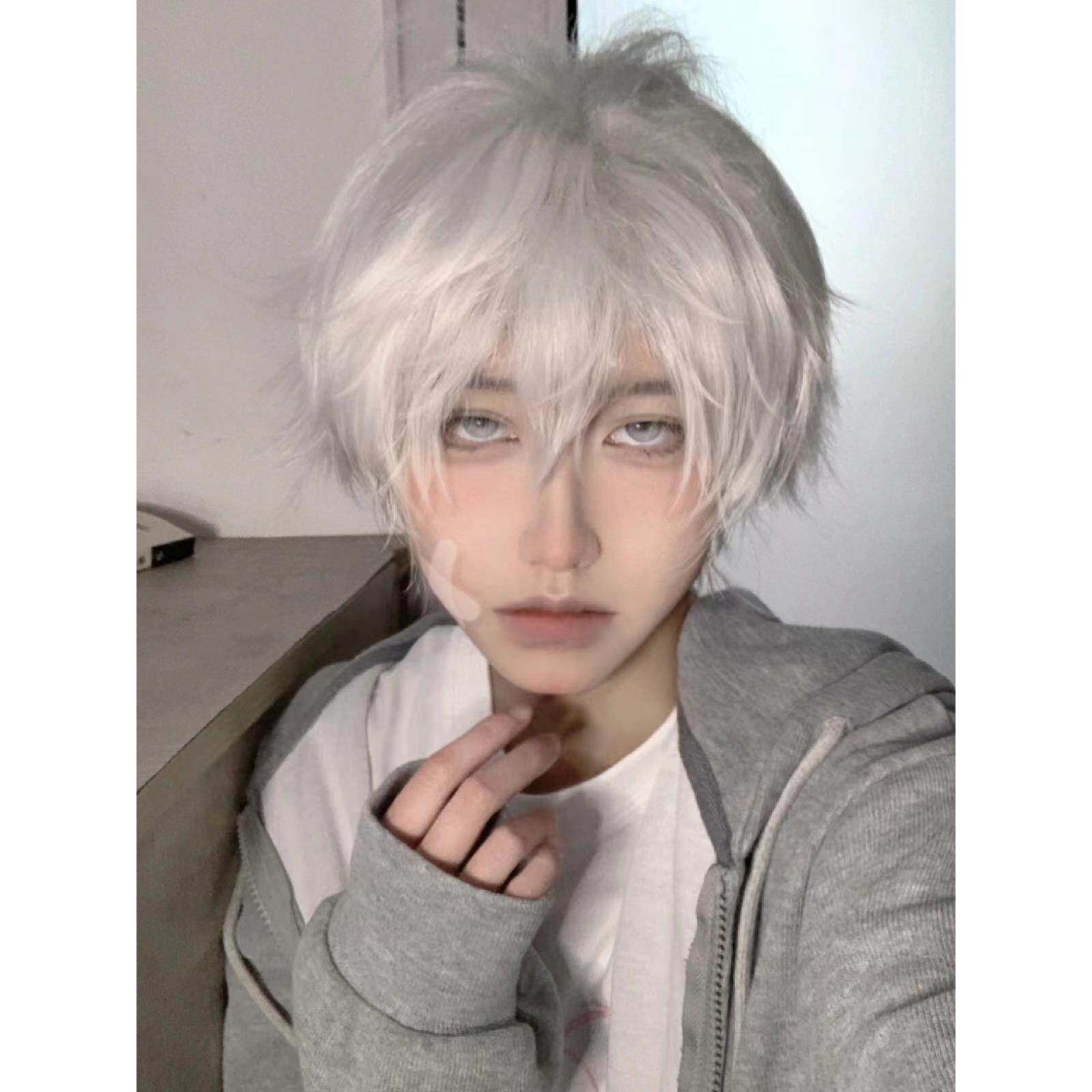 假发男纯白色万用cos假毛短直发二次元蓬松男生正太齐耳短发发套