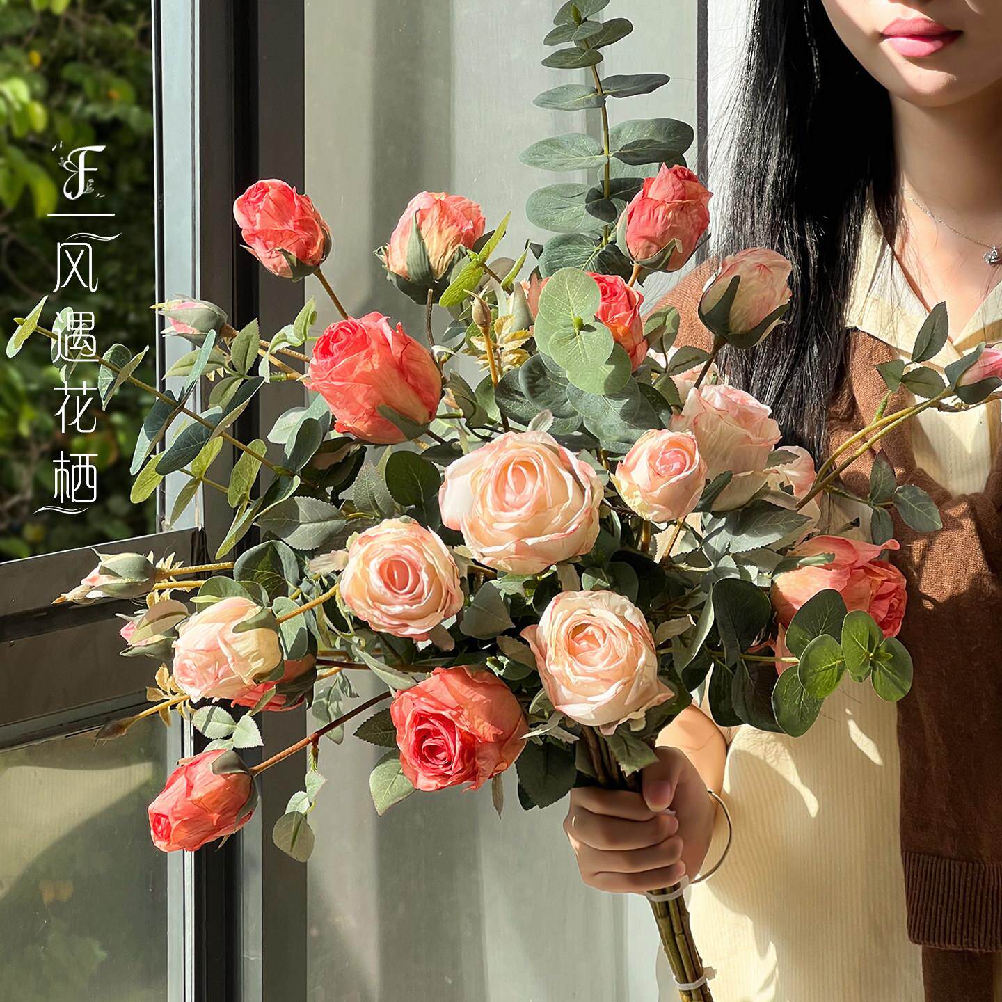 轻奢玫瑰花假花高级感逼真仿真花摆设客厅插花电视柜装饰高档花艺