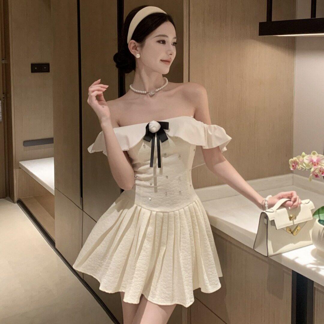 法式赫本风白色连衣裙一字肩生日小礼服在逃公主裙夏季小个子短裙图片
