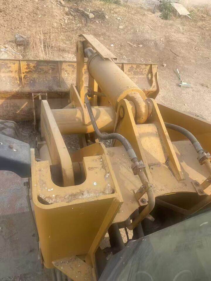 4月7日东营资产处置龙工50装载机网络拍卖公告