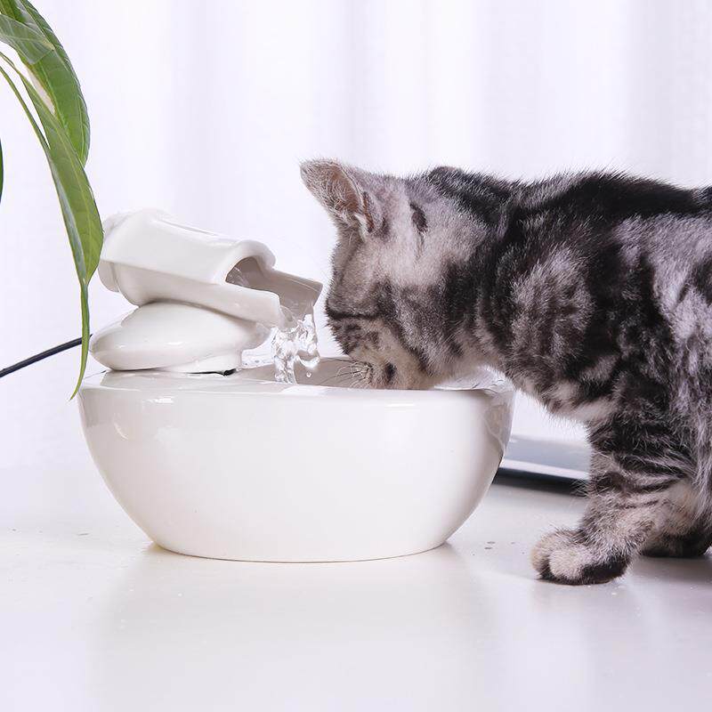 新款直销猫用品亚马逊宠物饮水神器自动循环 猫咪智能喷泉饮水机