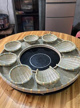 手工竹编火锅桌圆形空心竹簸箕特色餐桌打边炉丸子牛羊肉素菜盘AR