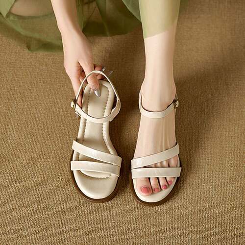 春夏法式一字带凉鞋女夏季外穿粗跟软底高跟鞋配裙子0403d