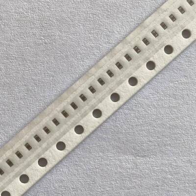 贴片电容0402 0.5PF10PF100PF470PF1NF10NF47NF100NF1UF4.7UF10UF