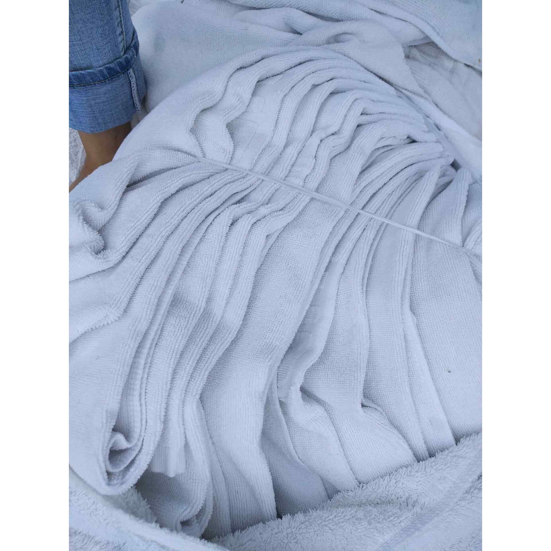 白浴巾擦机布工业抹布纯棉白毛巾宾馆白浴巾废旧大毛巾