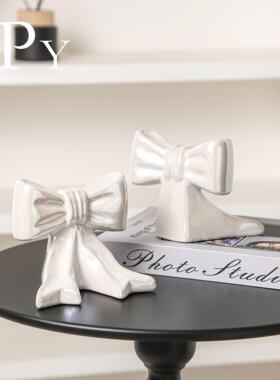 定制跨境蝴蝶书立书档客厅电视柜书房轻奢高级感小众轻奢装饰摆件