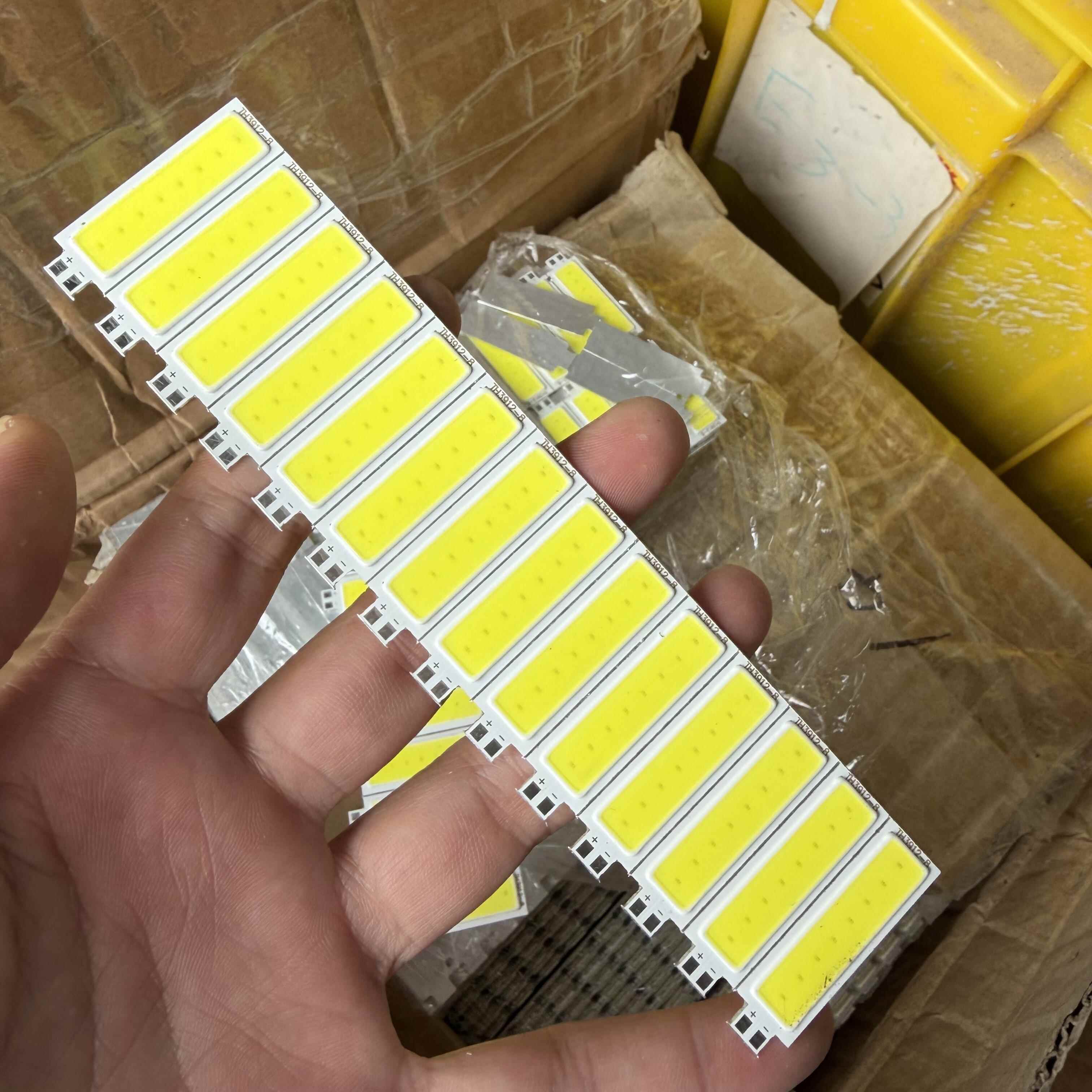 3v手电筒cob灯板 一板价