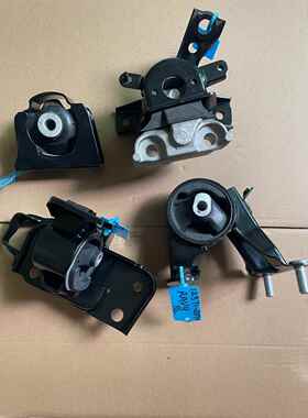 12371-2819012371-0V03006RAV4后机脚胶减震