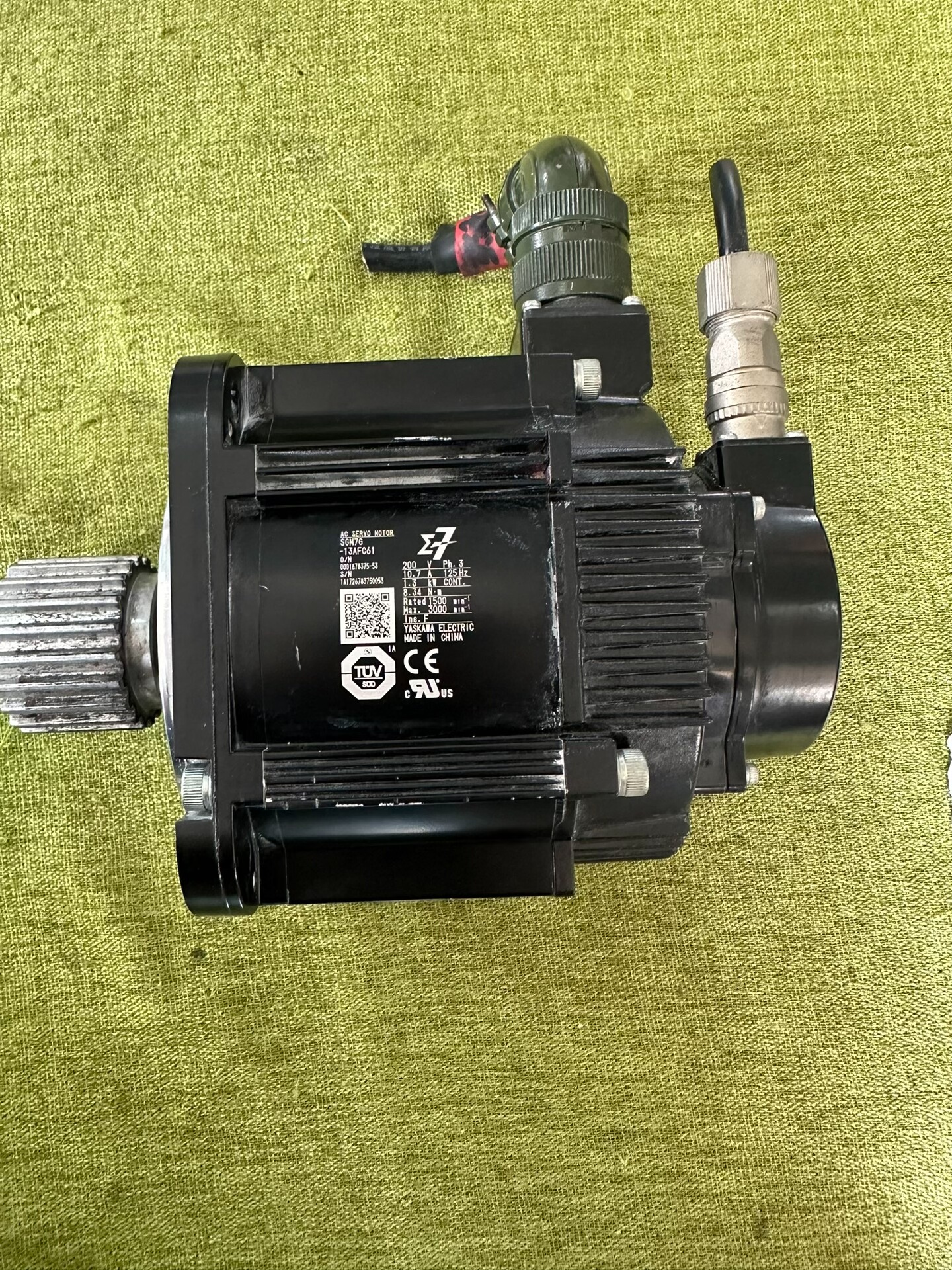 拆机安川伺服电机SGM7G-13AFC61：现货1台，870