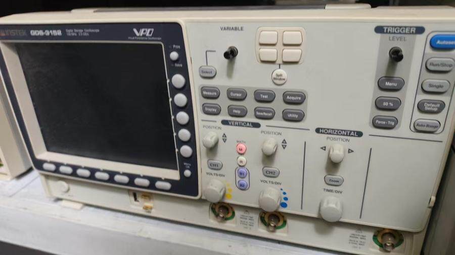 3月16日北京【京械2669】单位淘汰报废处置荧光示波器一台网络拍卖公告