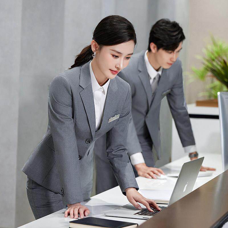 职场商务西服套装防皱免烫修身气质西装科技公司工装礼服定制刺绣