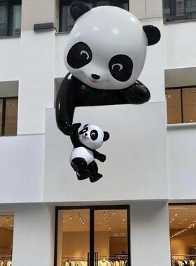 商场风景区网红店铺门头屋顶爬墙熊猫玻璃纤维雕塑幼儿园户外拍照