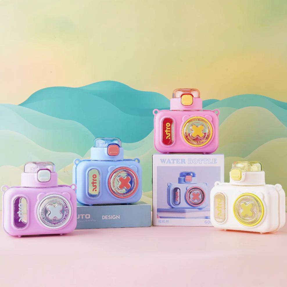 高颜值儿童相机水杯学生户外便携防摔运动水杯可爱女孩卡通吸管杯