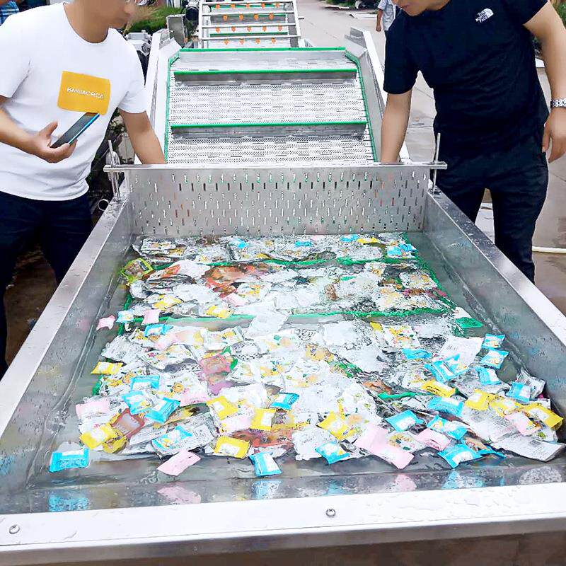 休闲小零食清洗降温机 包装袋破袋浮选清洗机 自动洗袋风干烘干机