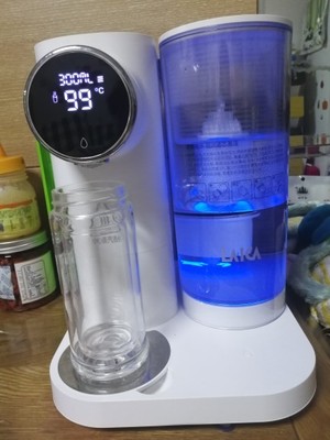 打听下laica莱卡和美的净水器哪个好，说说laica莱卡直饮一体机好不好？