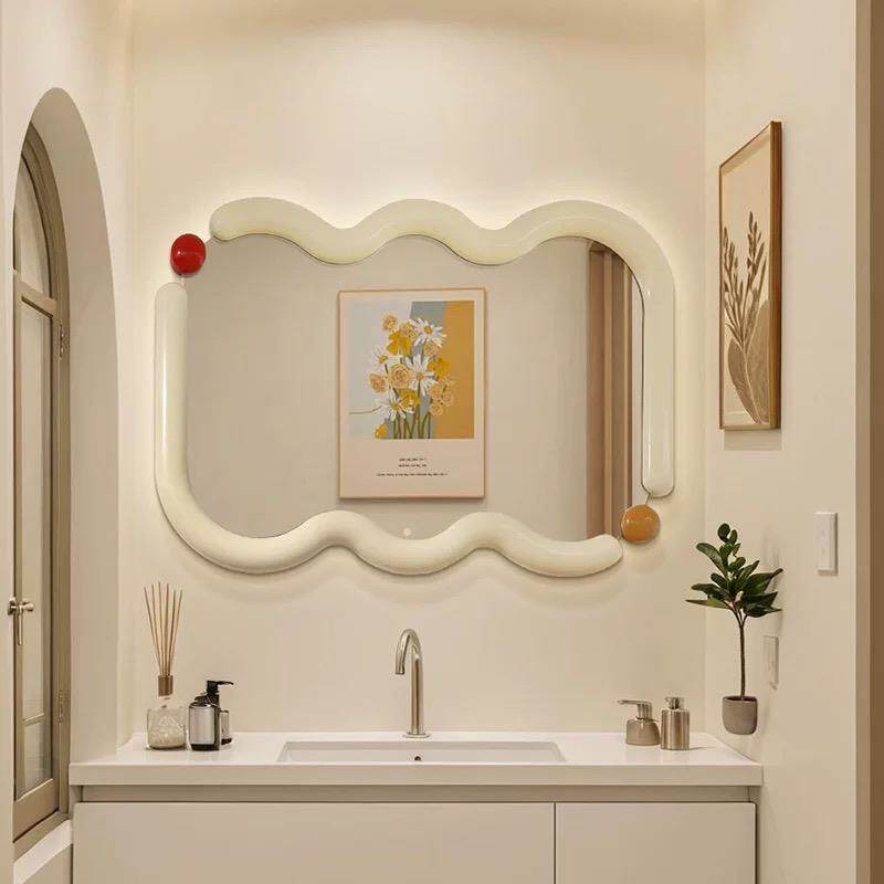 ins奶油风智能发光浴室镜不规则异形卫生间镜子卧室壁挂梳妆台镜