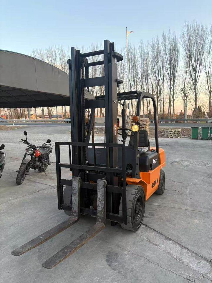 4月11日廊坊杭州3.5吨叉车升高4米网络拍卖公告