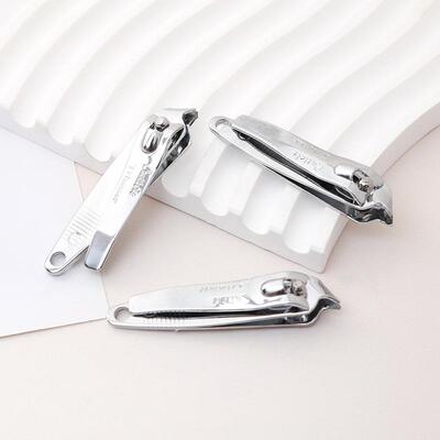 118-degree angled nail clippers for manicure, ingrown nails,