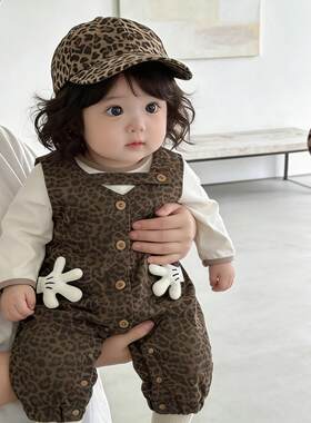 婴儿连体衣春装套装豹纹洋气A类9小月龄0-3个月6女宝宝衣服婴幼儿