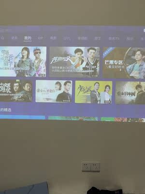 点评坚果J9与极米Z6哪个好，选哪款不后悔？