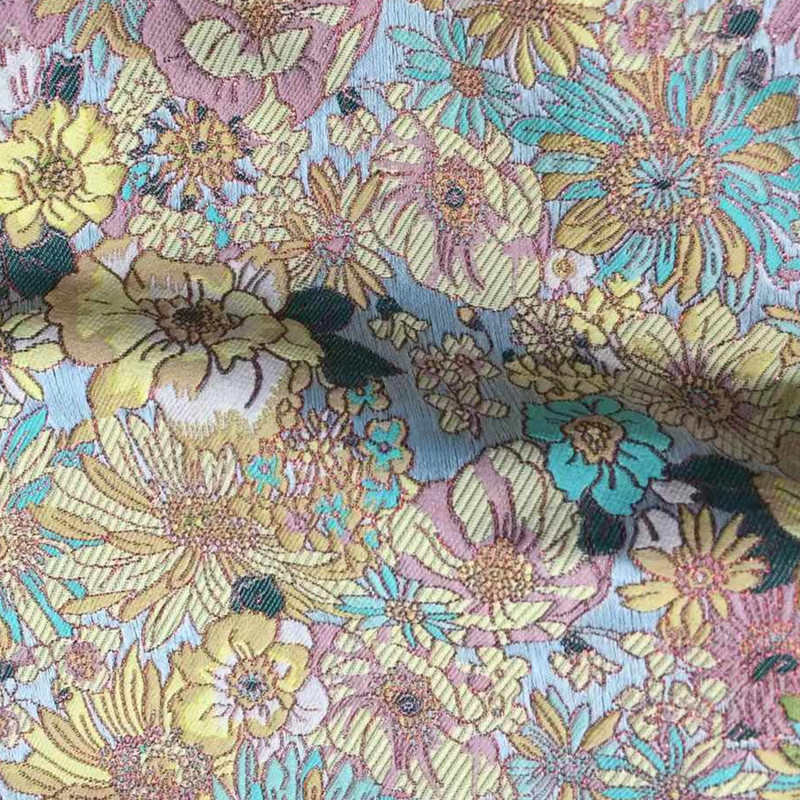 提花织锦 加厚高精密布料提花面料菊花织绣金丝时装箱包色织面料