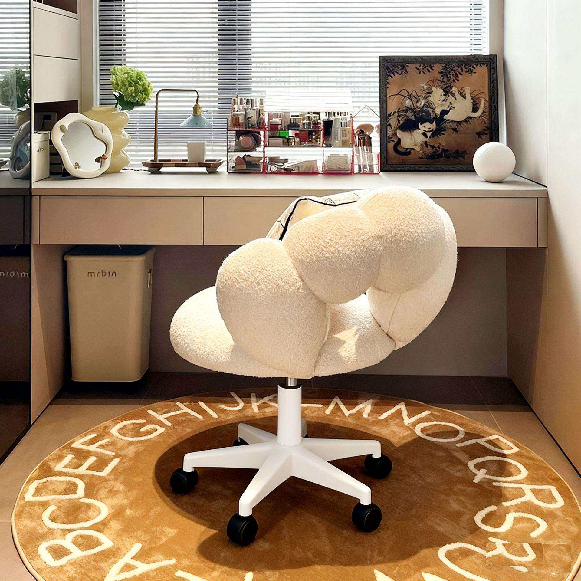 旋转化妆椅女生卧室奶油风梳妆凳花瓣美甲椅子梳妆台专用凳子