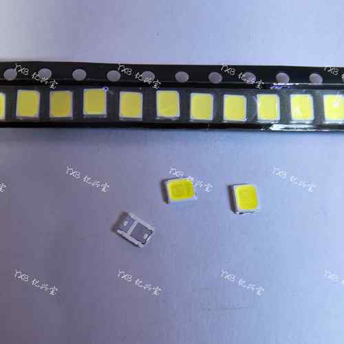 2835高压贴片白色LED灯珠3V6V9V 18V 36V1瓦高亮度2835LED灯