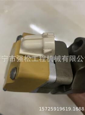 卡六孔喷油器128-6601 燃油泵喷油泵总成 挖掘机驾驶室座椅