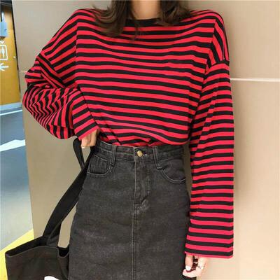 Loose casual striped long sleeve T-shirt 宽松休闲条纹长袖T恤