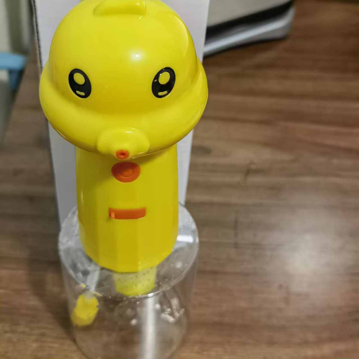 宠物起泡器自动清洁泡沫机泡泡器猫狗狗宠物洗澡皂液器起泡机