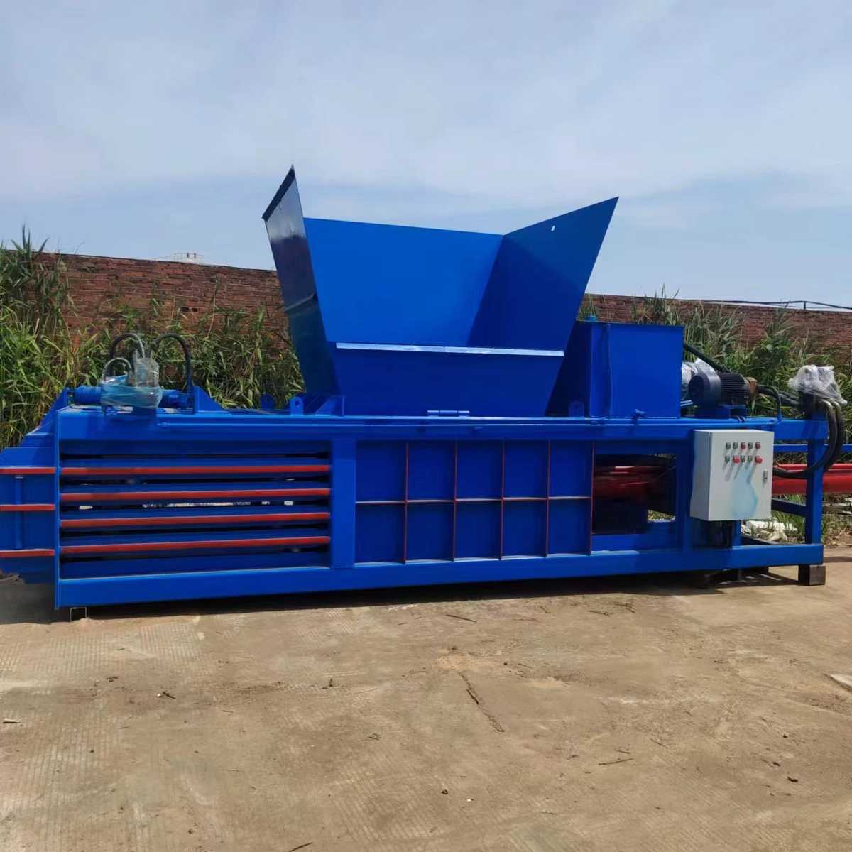 卧式废纸打包机卧式液压打包机全自动衣服纸箱打包压缩机