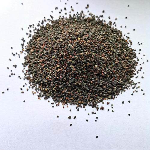 绿色滤料10-20目现货直发高硬度高压水喷砂除锈现货石榴石砂喷砂