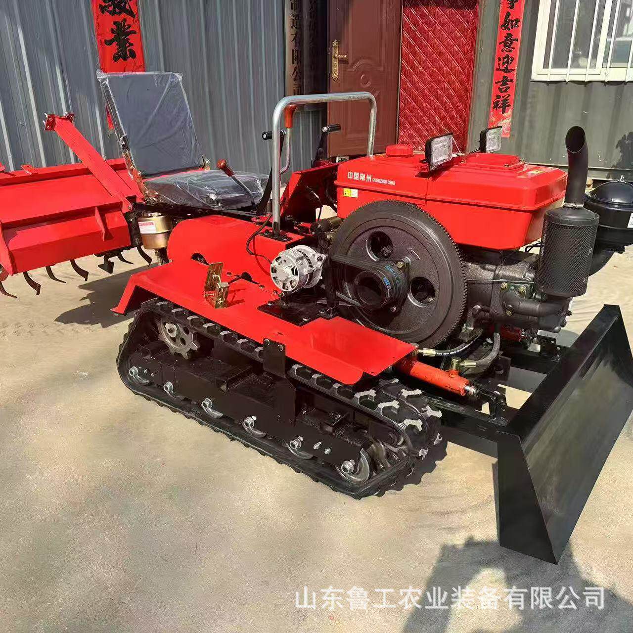 微耕机履带式水旱旋耕机大棚开沟四驱多功能乘坐农用水田拖拉机