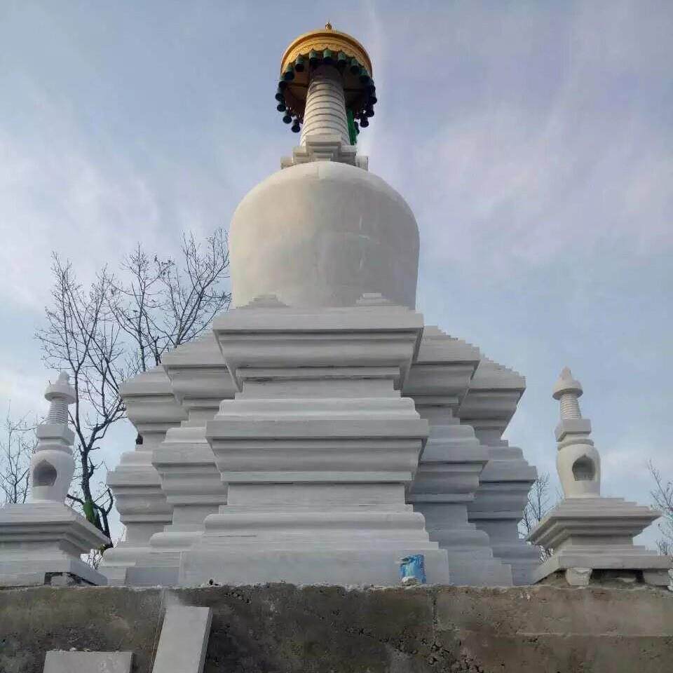 汉白玉石雕舍利塔大理石八宝石塔寺庙山顶佛塔宝塔大型雕塑厂家