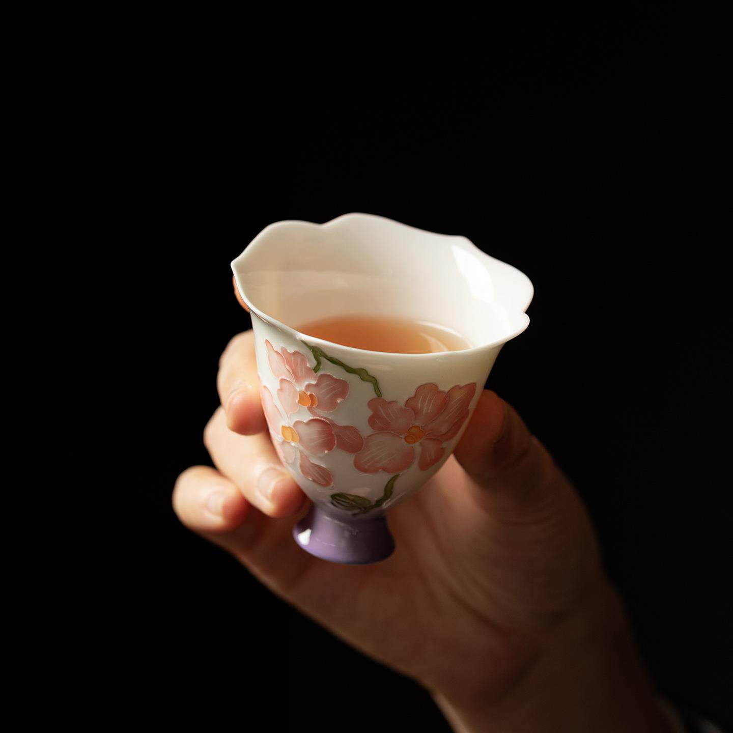 弥言白瓷手绘蝴蝶兰陶瓷茶杯家用花口主人杯高颜值高脚品茗杯薄胎